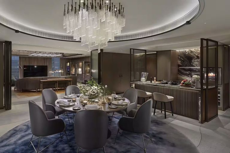 Mandarin Oriental Hong Kong campaign editorial photograph 10 of 13 by Max Zaharenkov in Hong Kong
