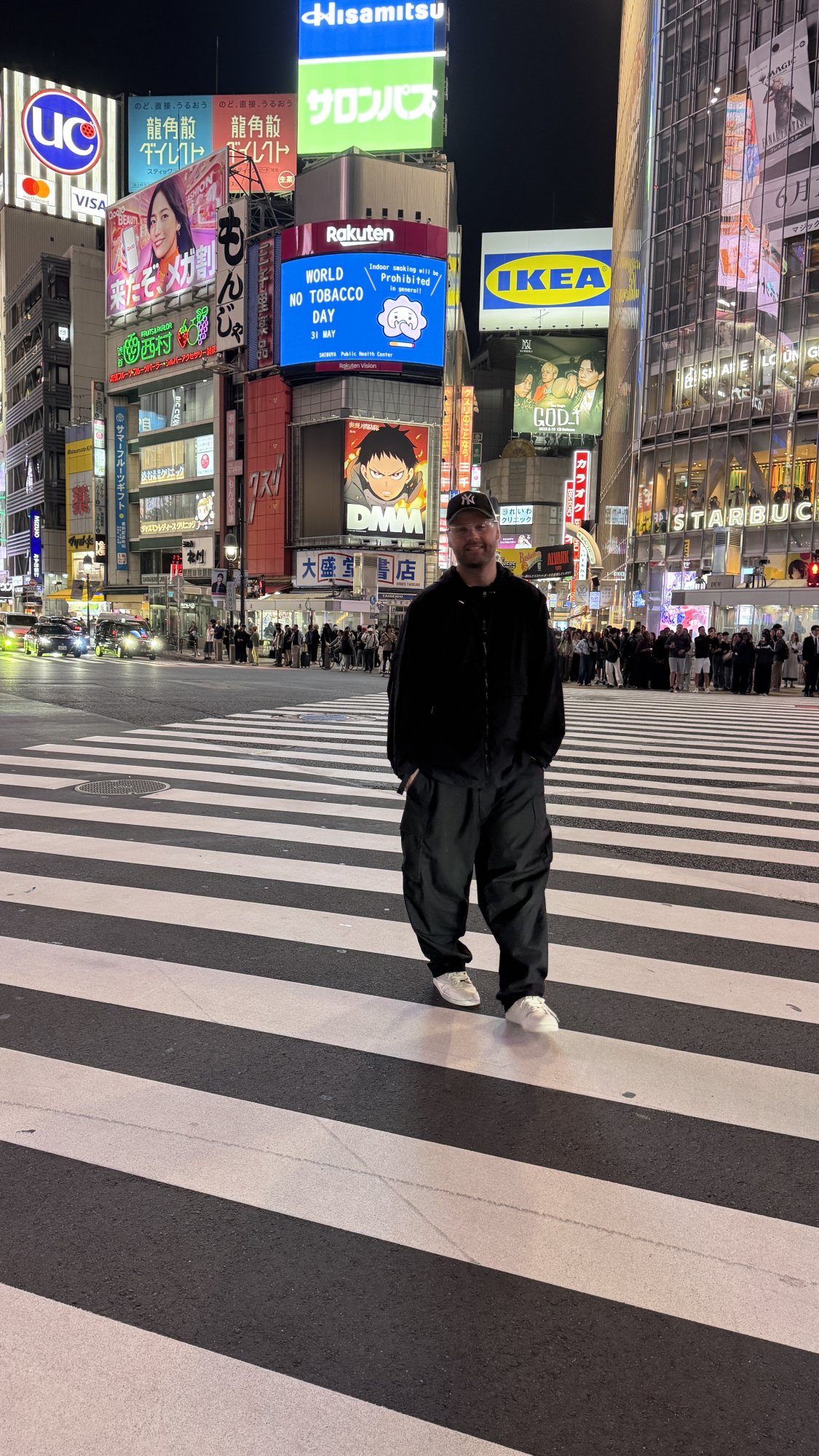 7 Cities That Come Alive After Dark, Max Zaharenkov